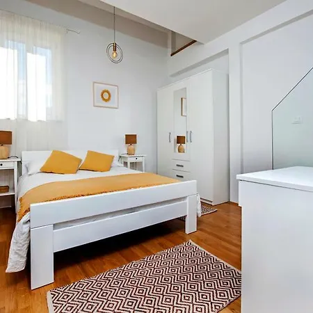 Casa Dora *